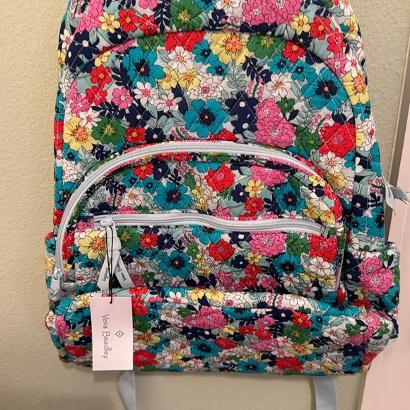NWT vera Bradley essential backpack far out floral blue pink